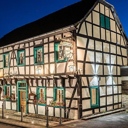 Land-Hotel Zum Schwan, Garni Weilerswist-Metternich, 3 E-Ladestationen, Naehe Phantasialand, Palmenparadies Euskirchen Eksteriør bilde